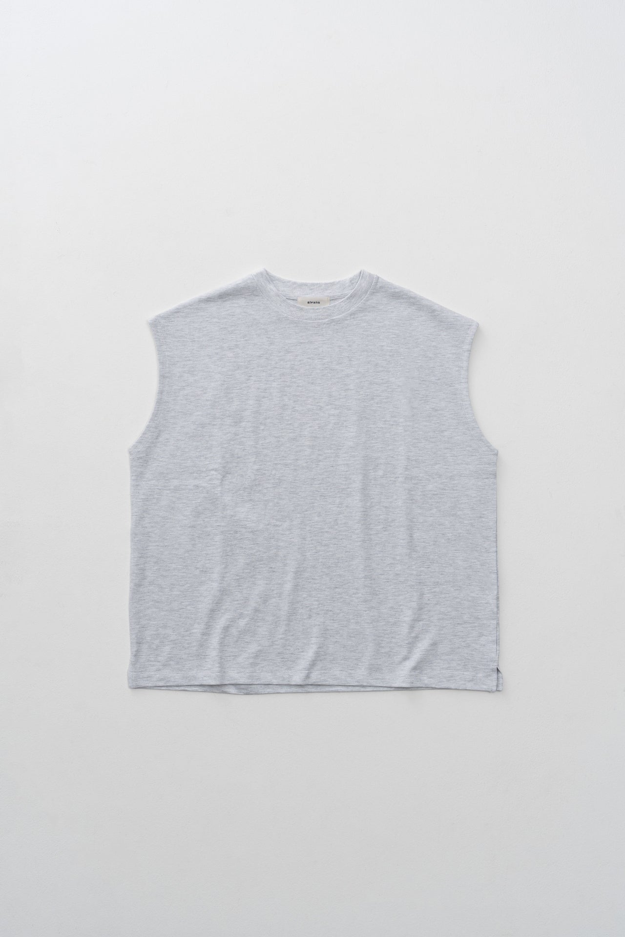 FADE NO SLEEVE VEST