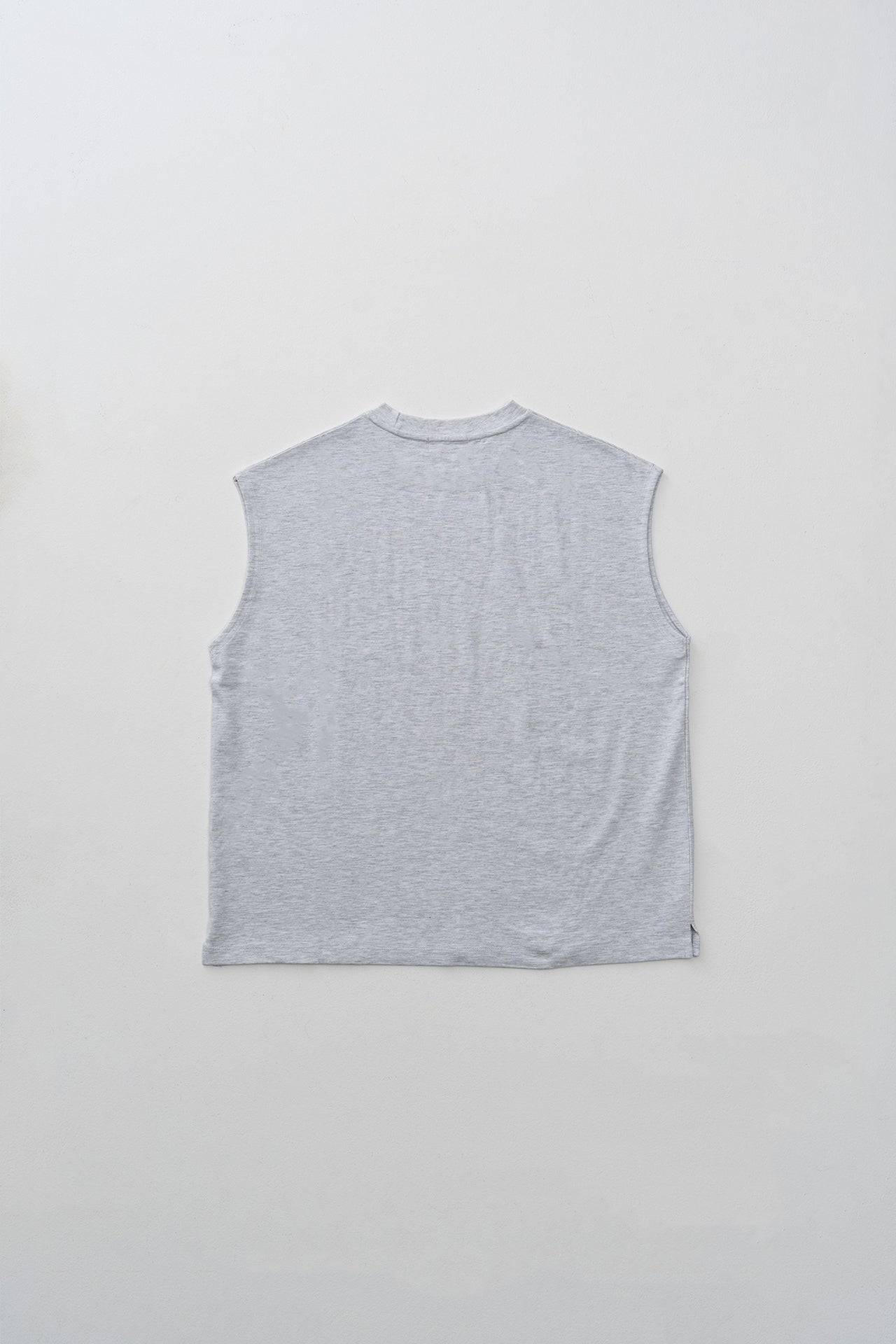 FADE NO SLEEVE VEST